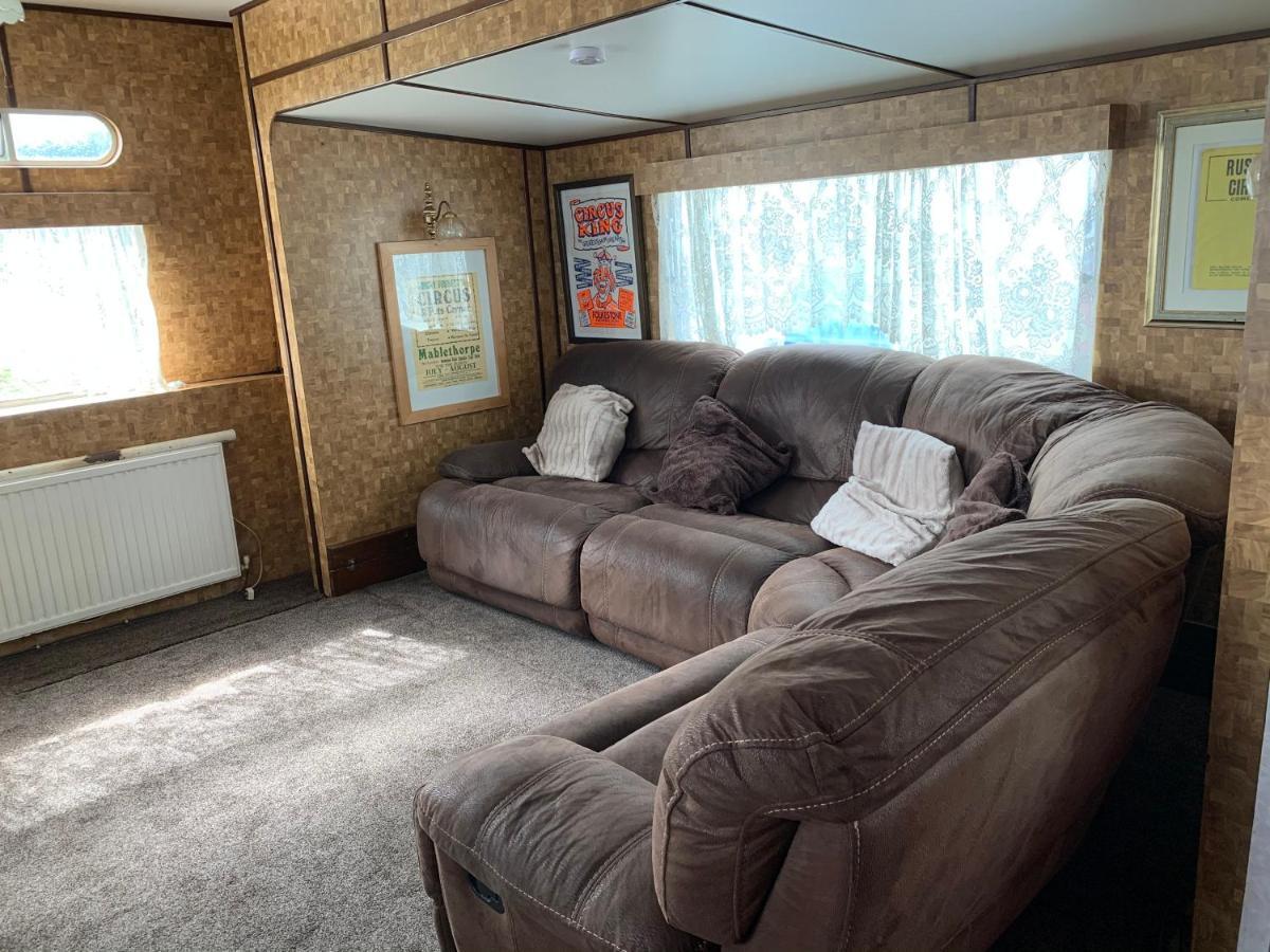 Vintage, Circus Holiday Home مابليتورب المظهر الخارجي الصورة