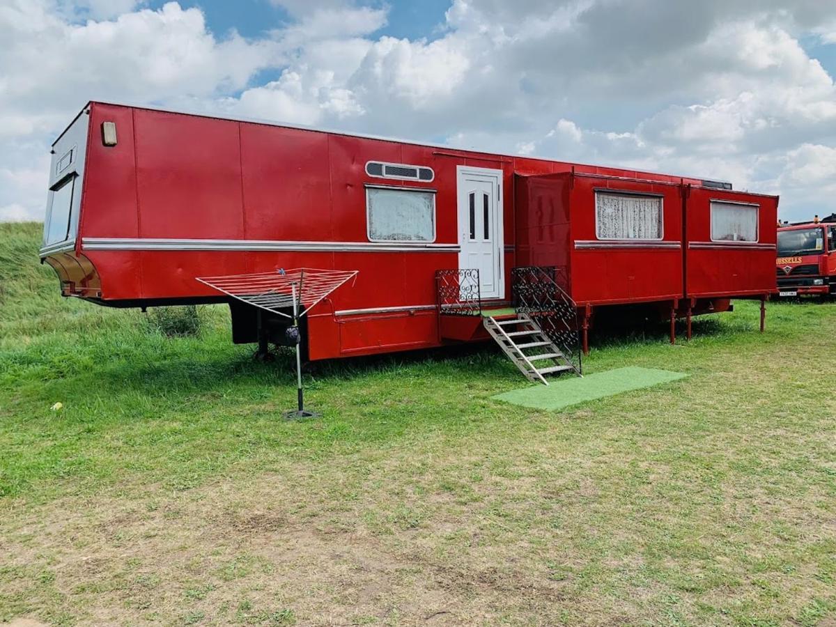 Vintage, Circus Holiday Home مابليتورب المظهر الخارجي الصورة
